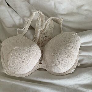 NWT VS Victoria’s Secret Lace Front Clasp Bra 32 DD